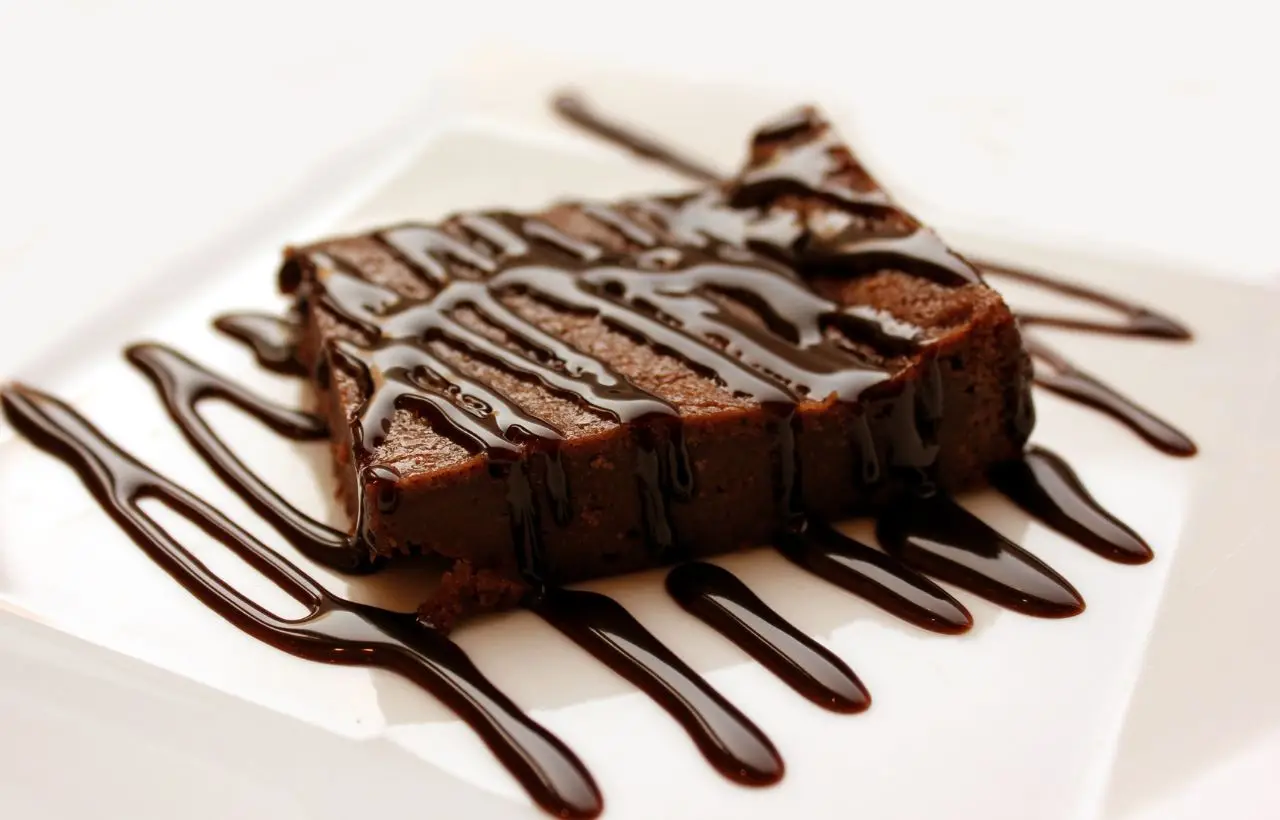 Il segreto nascosto dietro i dolci perfetti: ecco le tecniche che usano i pasticceri